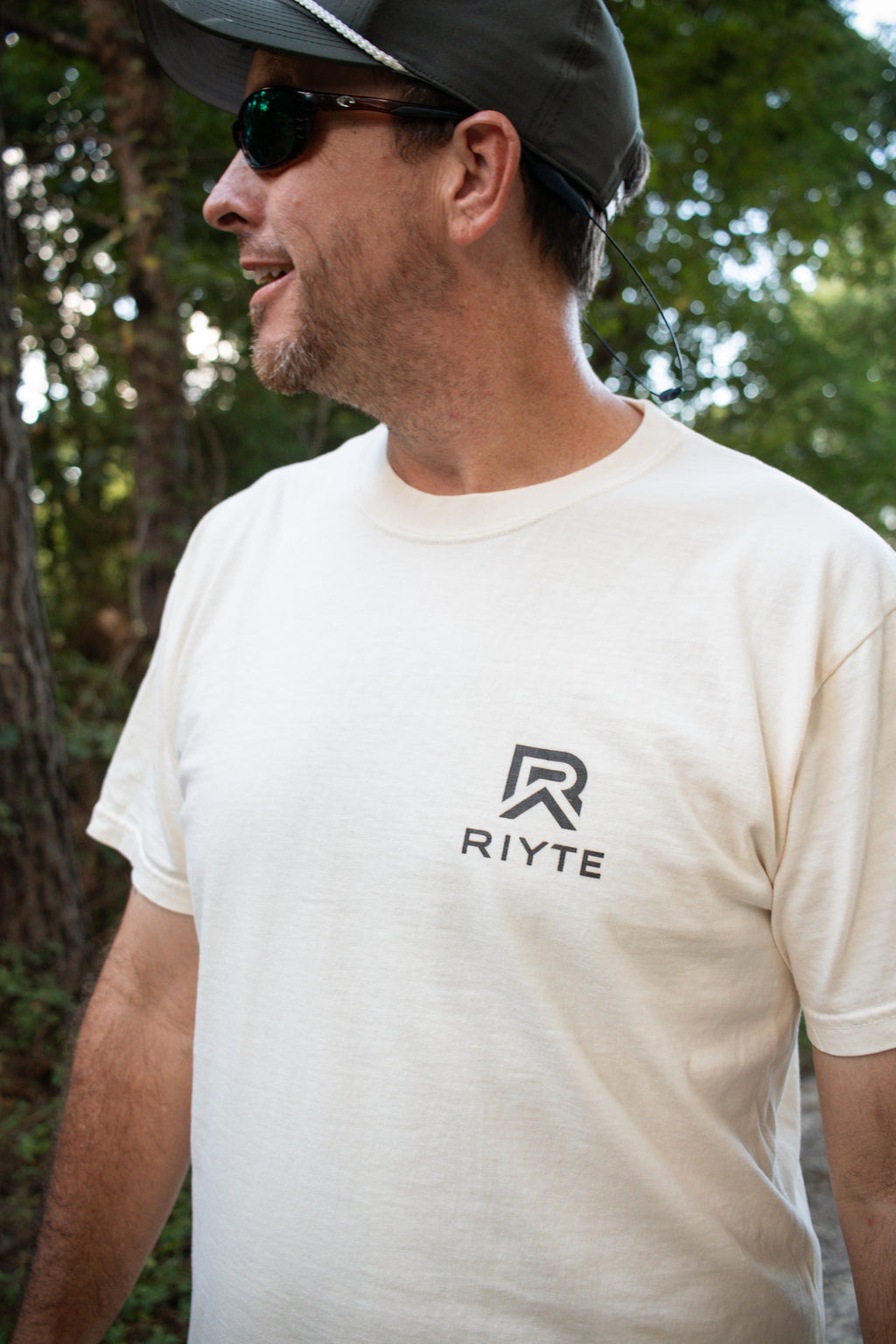 Dove Field Graphic Tee