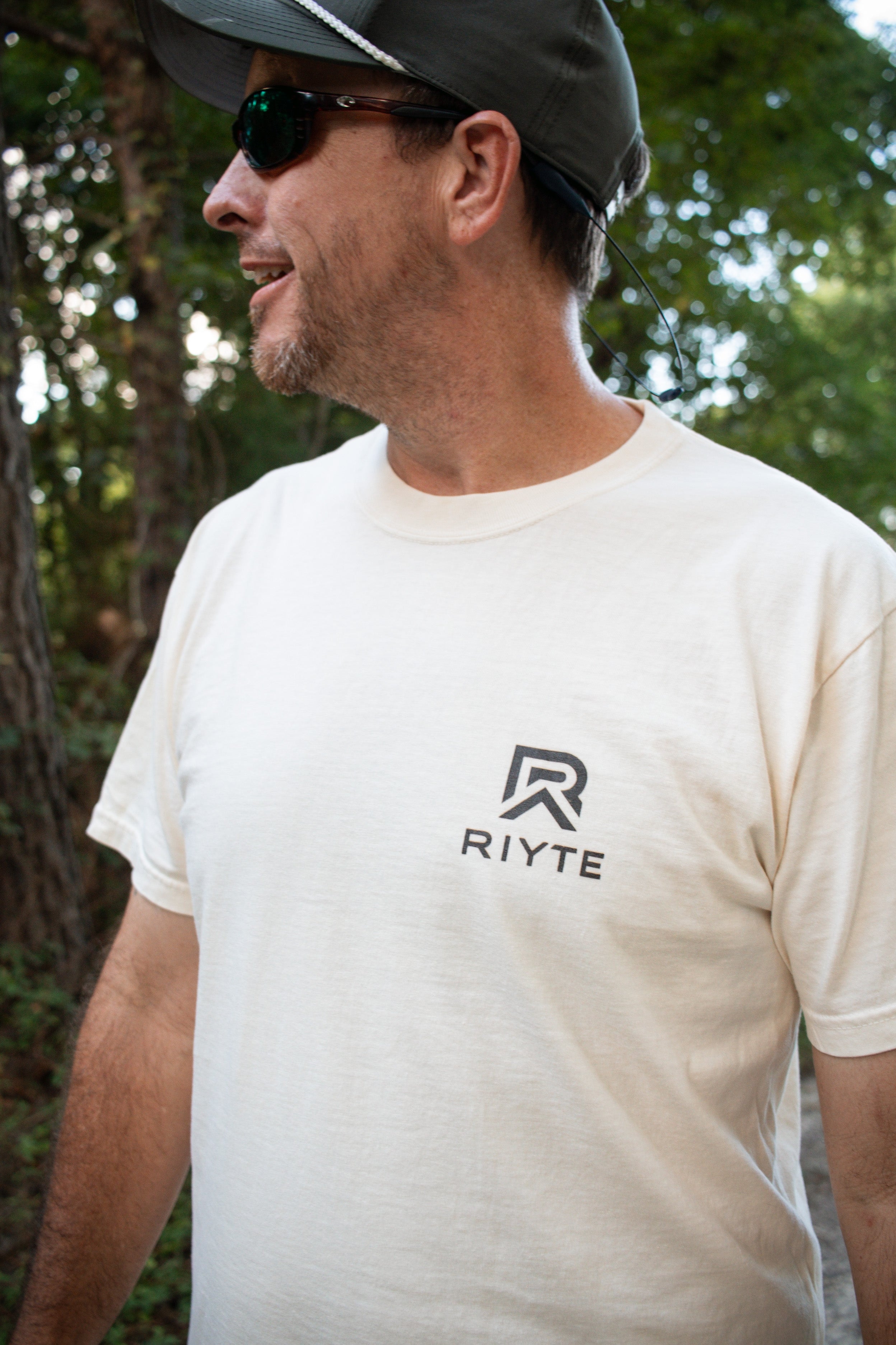 Dove Field Graphic Tee